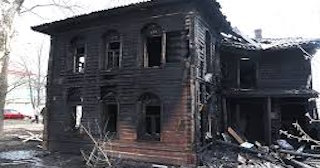 Демонтаж дома после пожара в Тулуне - Быстро и надежно от Сварной-Тлн от 2185 рублей
