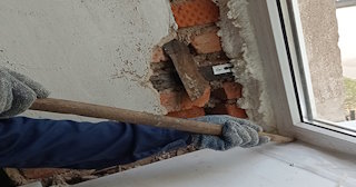 Демонтаж оконных откосов по выгодной цене от 521 руб. в Тулуне - Сварной-Тлн